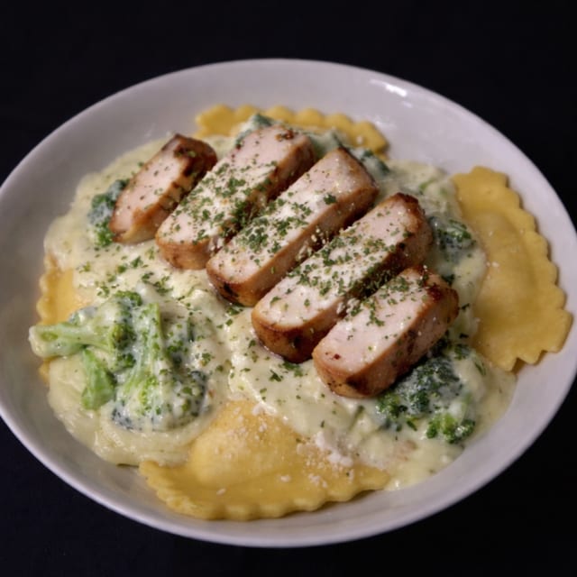 Chicken Alfredo Pasta.